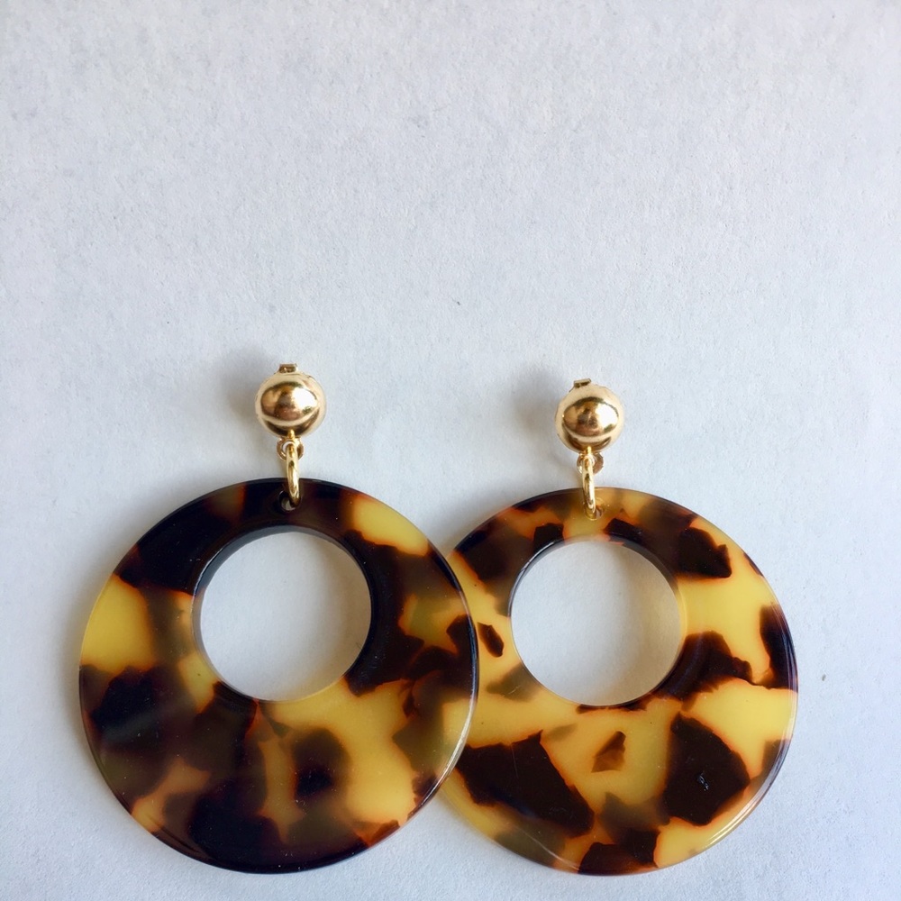 Tortoise Shell Vintage Hoop Earrings